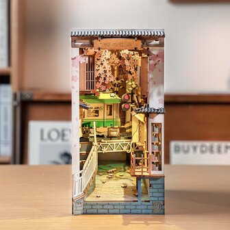 Boekensteun Bouwpakket &quot;Sakura Densya&quot;