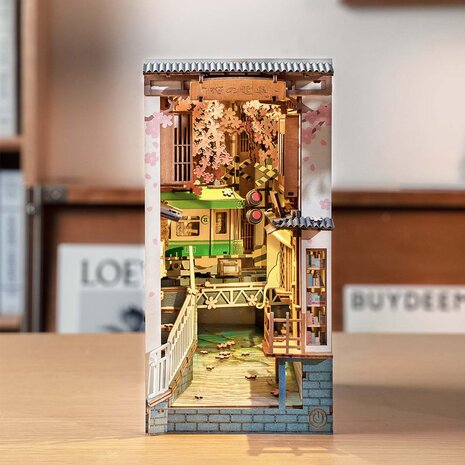 Boekensteun Bouwpakket "Sakura Densya"